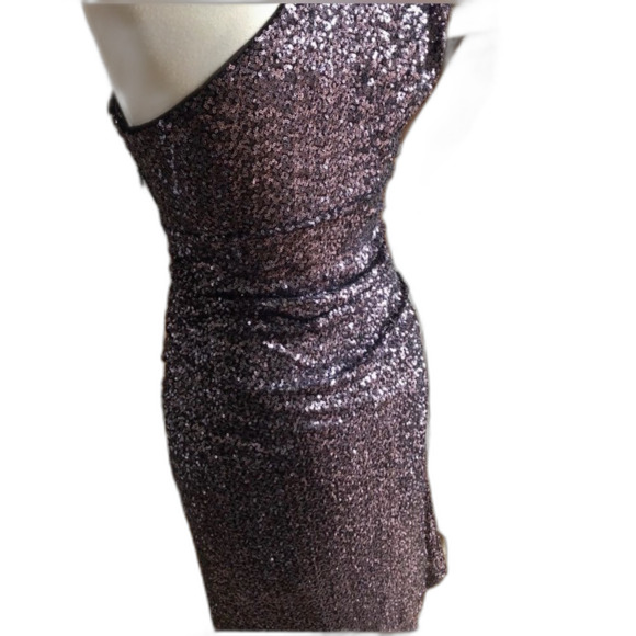 Lauren Ralph Lauren One Shoulder Sequin Evening Size 8. - Picture 4 of 9